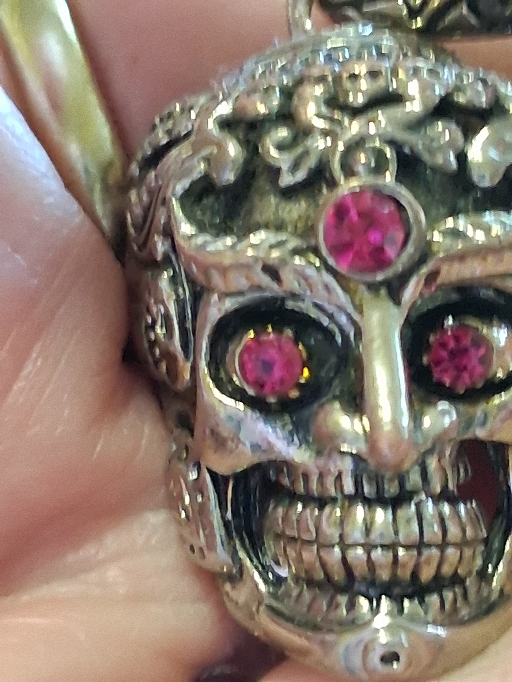 Silver Skull Pendant with Pink Gem Eyes
